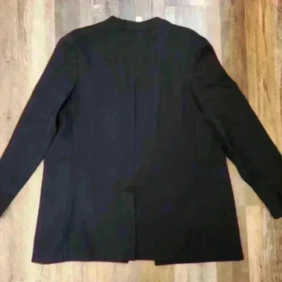 Spanx The Perfect Blazer:Smoothing Ponte Fabric, Machine Washable, Classic Style - Picture 3 of 4